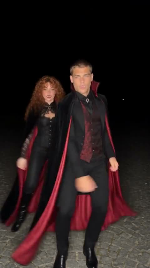 Example of the Vampire Duo trend
